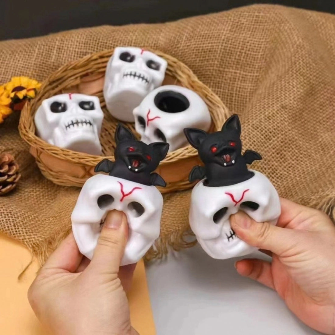 Skull Bat Pop Out Squeezy