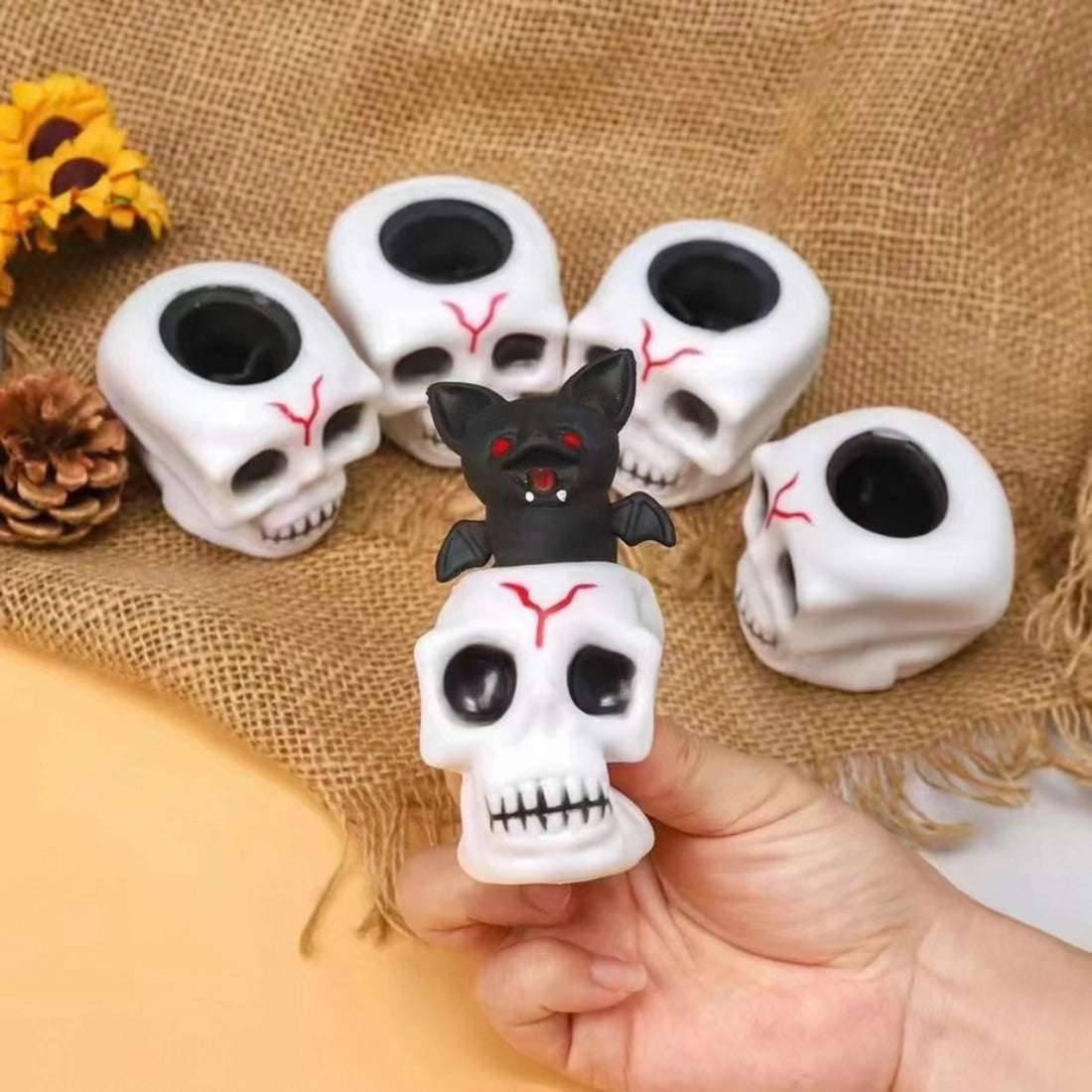 Skull Bat Pop Out Squeezy